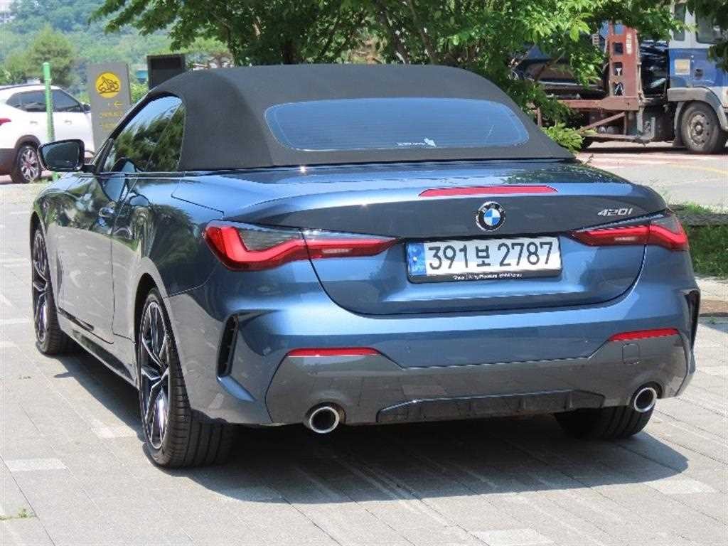 BMW 4시리즈 4시리즈 (G22) 420i 컨버터블 M 스포츠 이미지 4