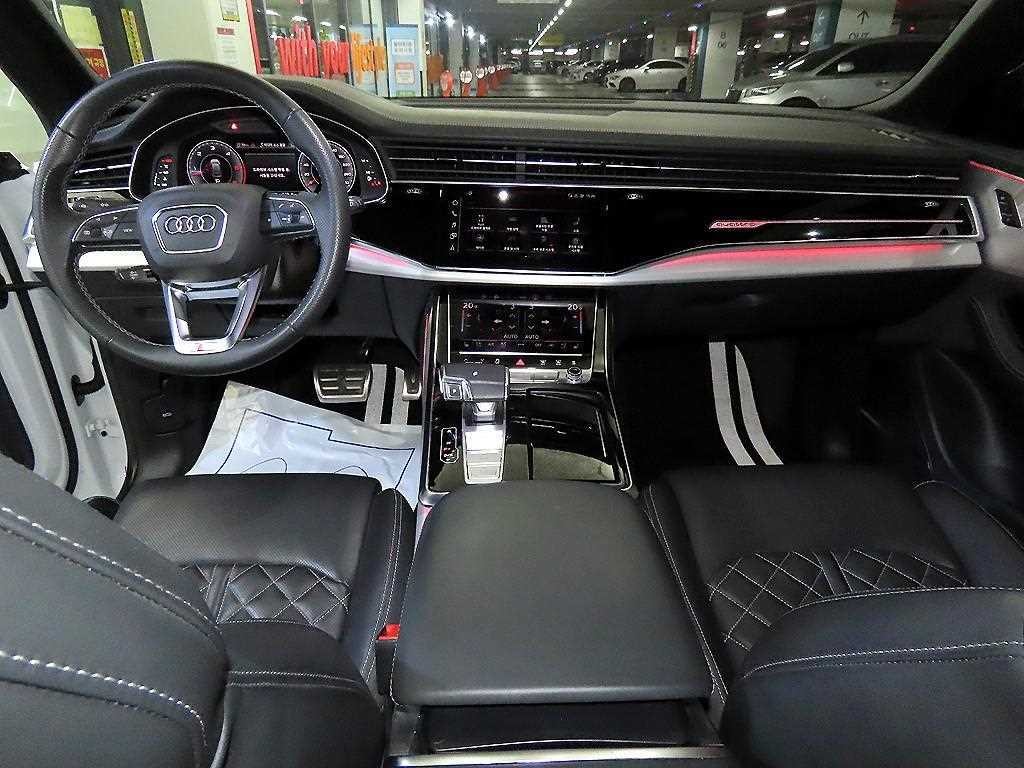 아우디 Q8 50 TDI 콰트로 프리미엄 이미지 10