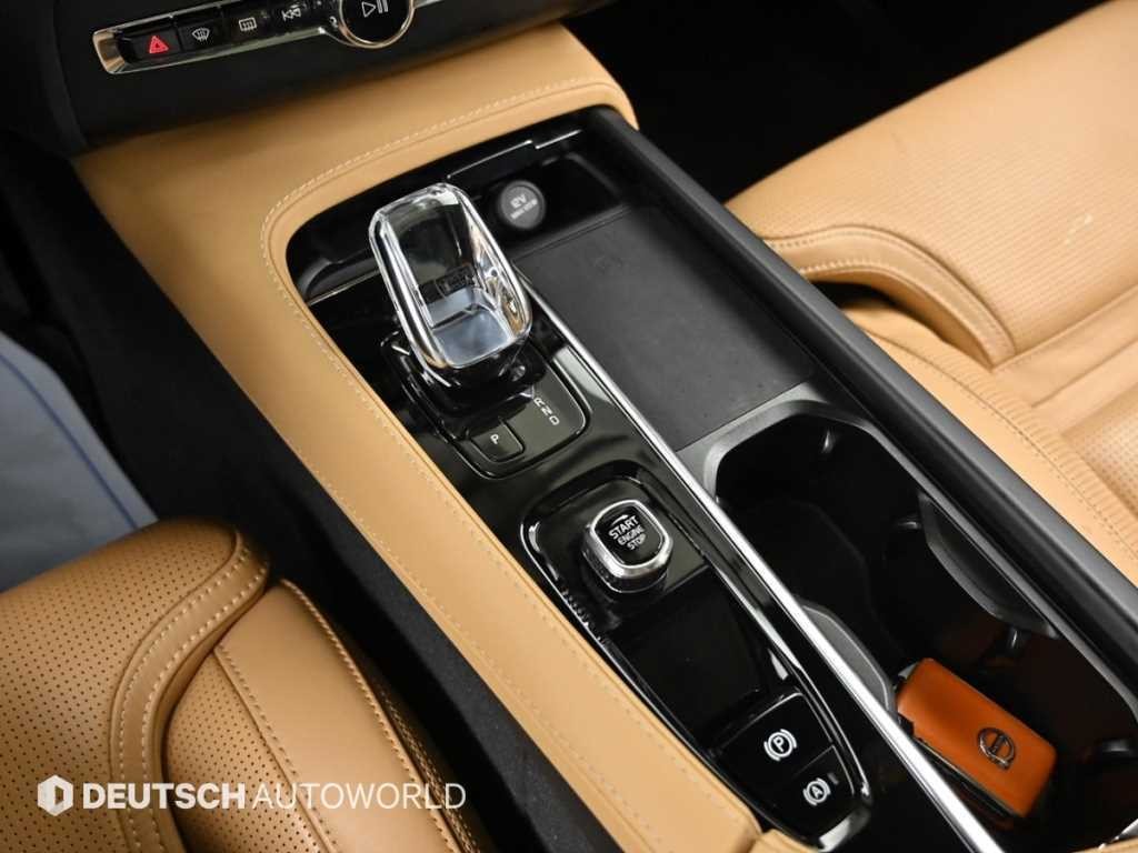 볼보 XC90 XC90 2세대 2.0 B6 AWD 인스크립션 이미지 9