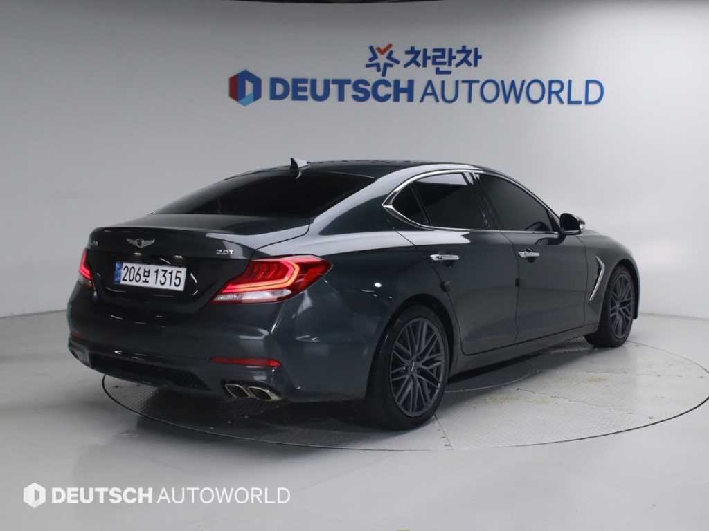 제네시스 G70 2.0T 슈프림 이미지 2