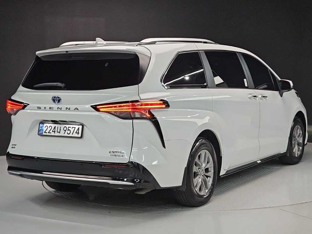 토요타 시에나 2.5 AWD 하이브리드 이미지 4