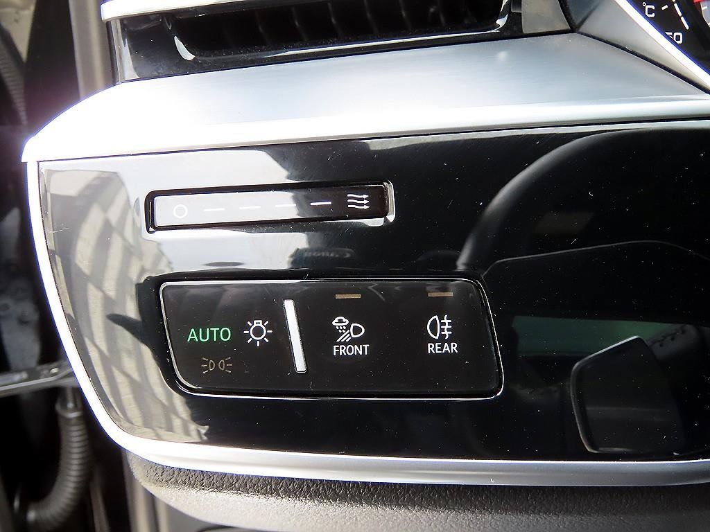 아우디 A8 A8 (D5) 55 TFSI 콰트로 LWB 기본형 이미지 13