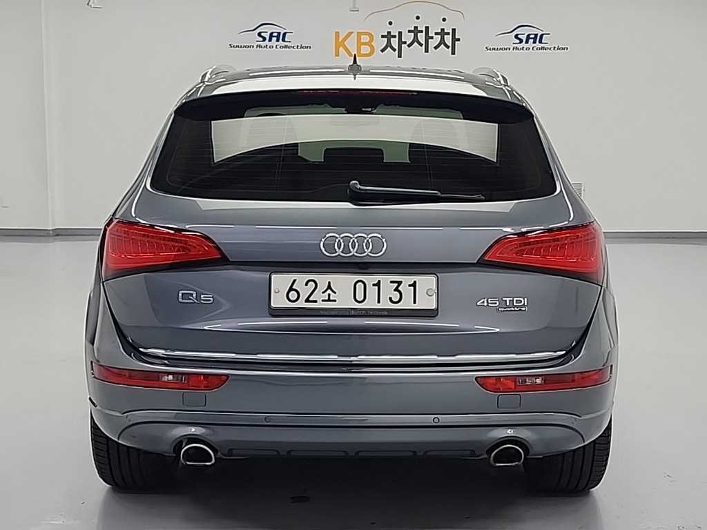 아우디 Q5 45 TDI 콰트로 이미지 3