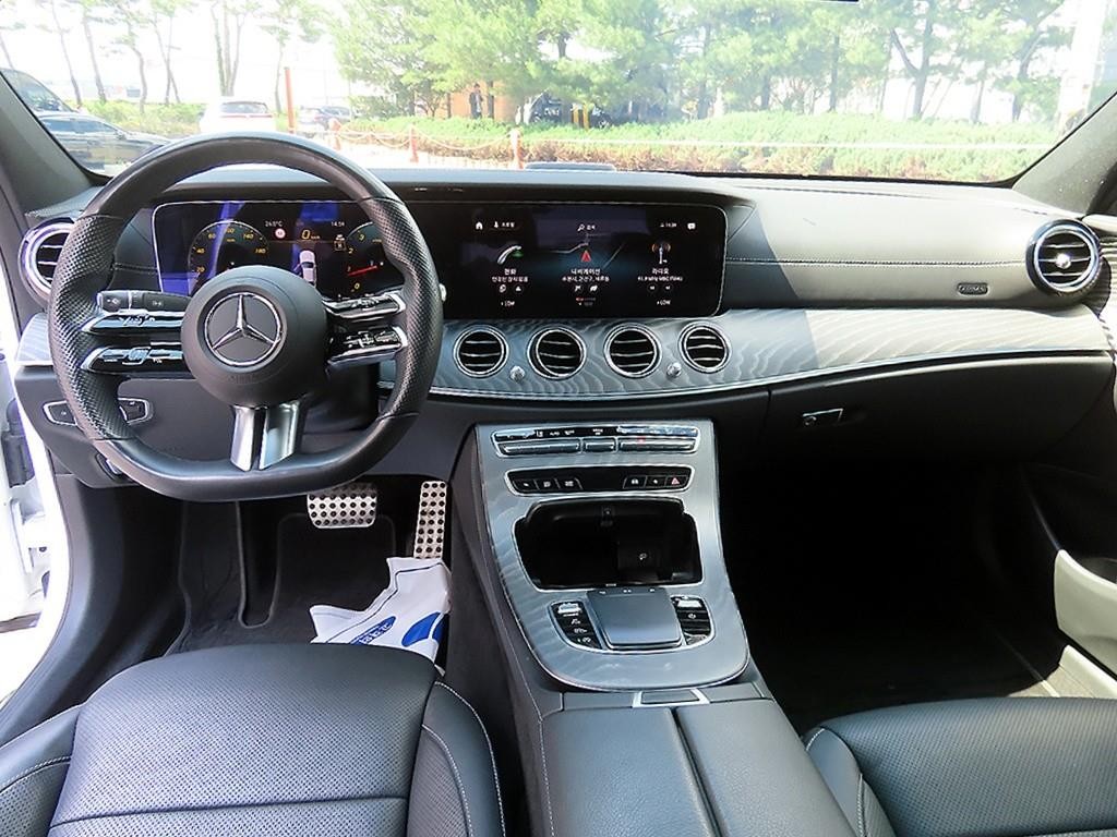 벤츠 E 클래스 E-클래스 W213 E350 4MATIC AMG LINE 이미지 7