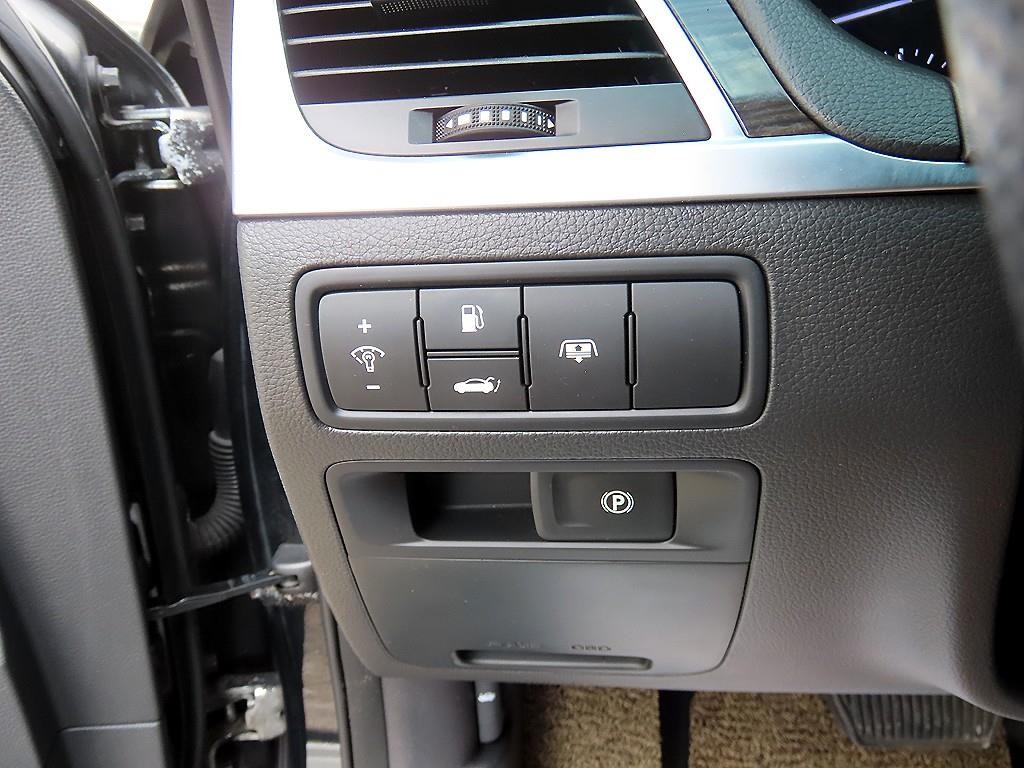 제네시스 G80 3.3 GDI AWD 프리미엄 럭셔리 이미지 12