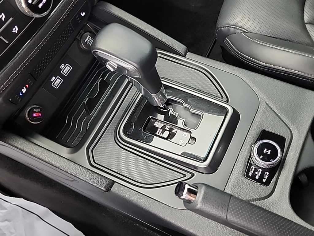 KG모빌리티(쌍용) 렉스턴 더 뉴 렉스턴 스포츠 디젤 2.2 4WD 프레스티지 이미지 8