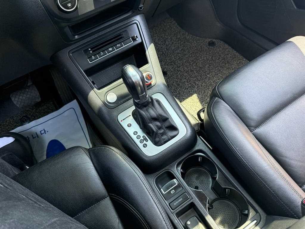 폭스바겐 티구안 뉴티구안 2.0 TDI 프리미엄 이미지 14