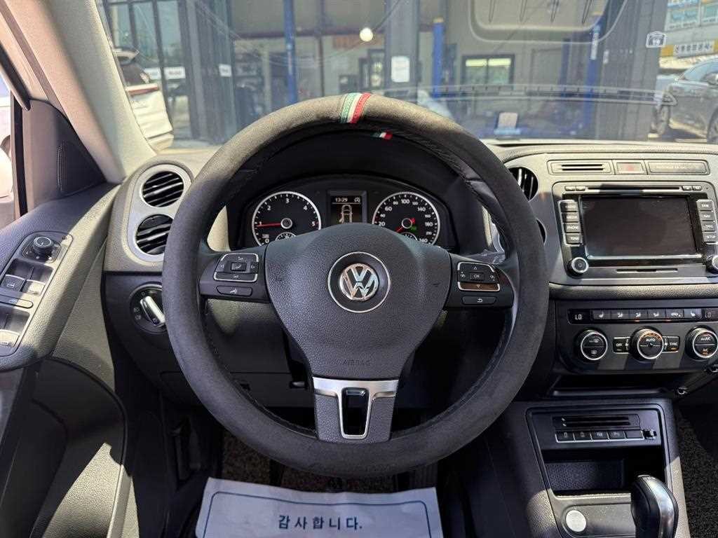 폭스바겐 티구안 뉴티구안 2.0 TDI 프리미엄 이미지 8