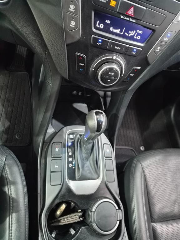 현대 맥스크루즈 더뉴맥스크루즈 E-VGT R2.2 2WD 익스클루시브 이미지 15