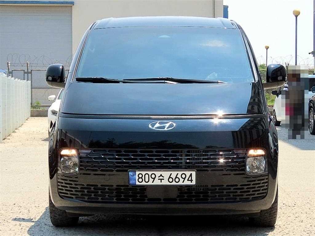 현대 스타리아 2WD 디젤 카고 모던 3인승 이미지 1