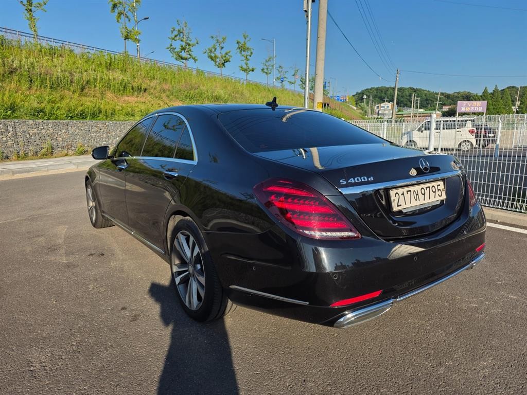 벤츠 S 클래스 S클래스-W222 S 400L d 4MATIC 이미지 3
