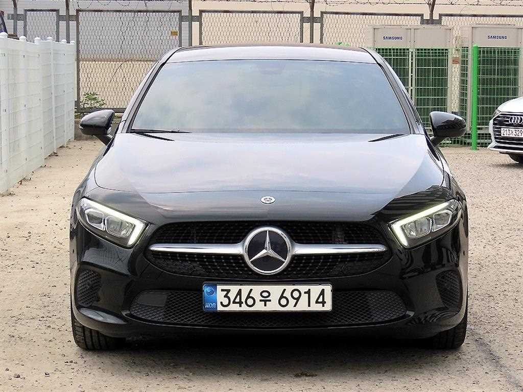 벤츠 A 클래스 A클래스 W177 A220 세단 이미지 1
