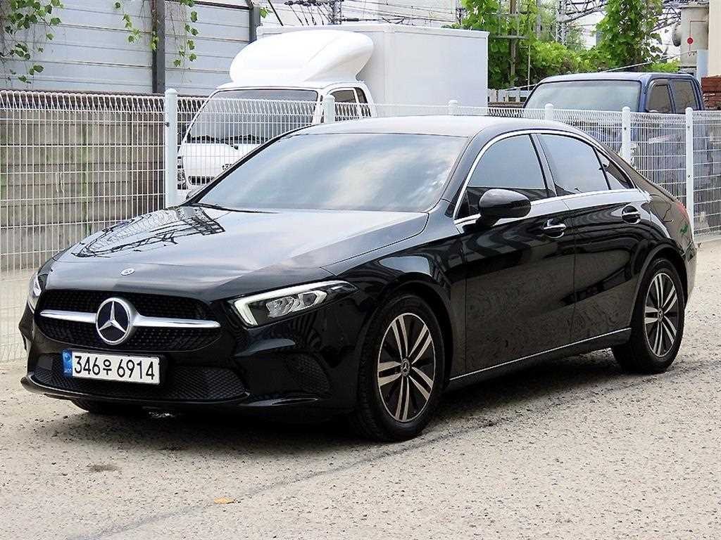 벤츠 A 클래스 A클래스 W177 A220 세단 이미지 2