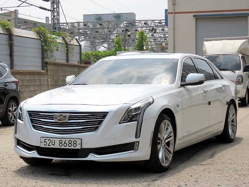 캐딜락 CT6 3.6 플래티넘 AWD 이미지 2
