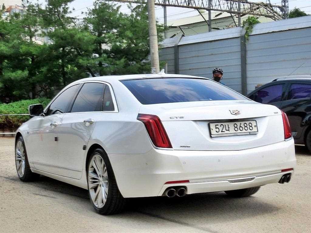 캐딜락 CT6 3.6 플래티넘 AWD 이미지 3