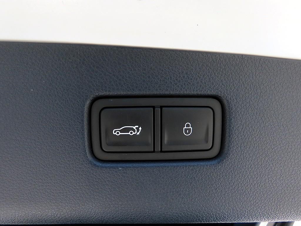 제네시스 GV70 2.5T 가솔린 AWD 스포츠 이미지 16
