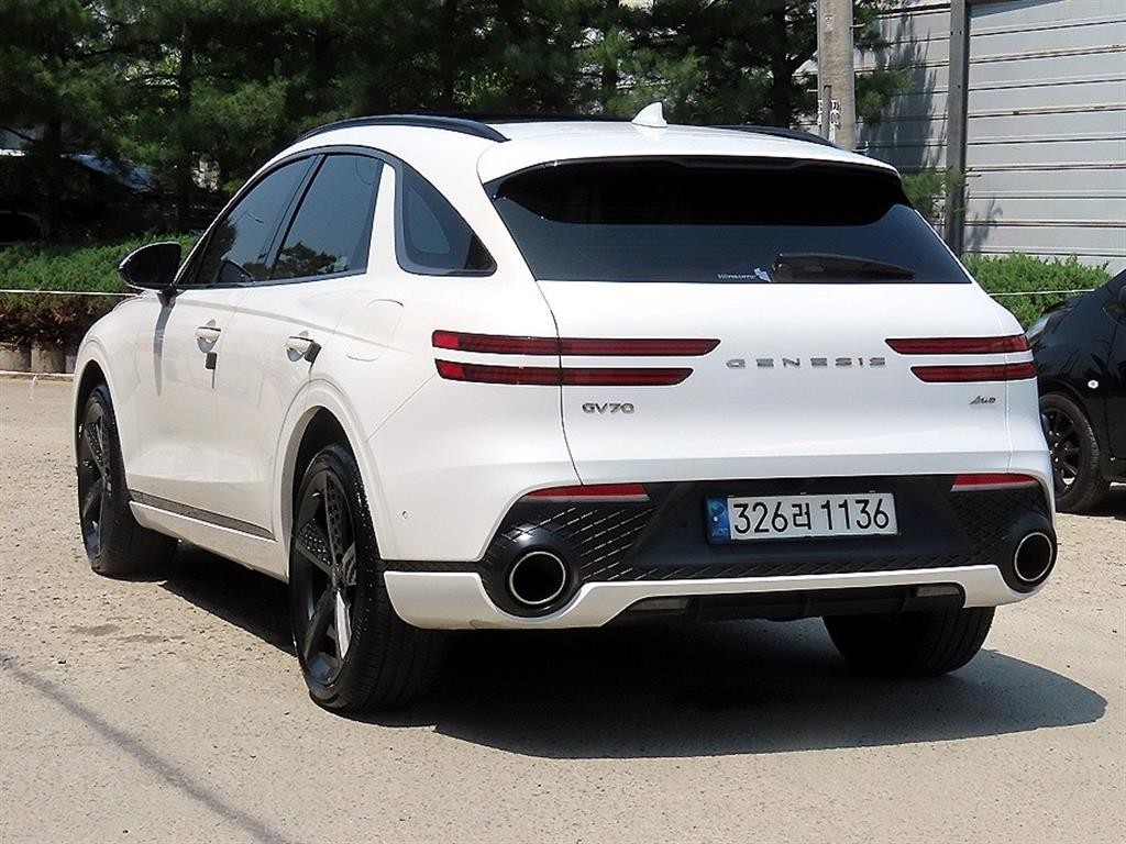 제네시스 GV70 2.5T 가솔린 AWD 스포츠 이미지 3