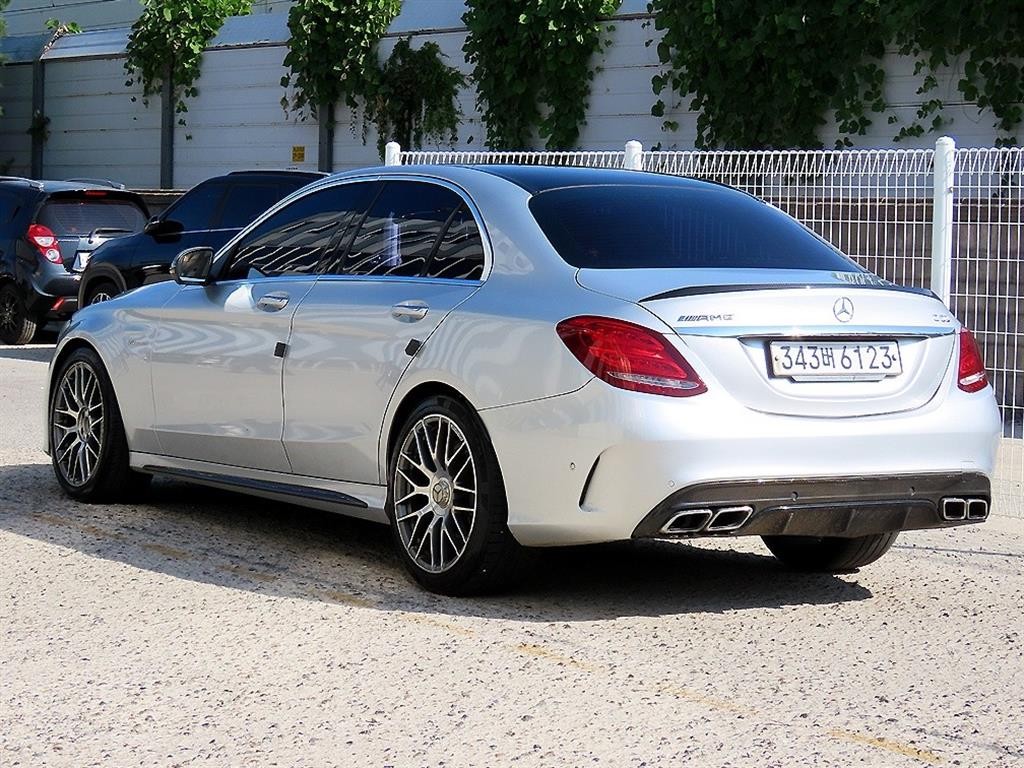 벤츠 C 클래스 C클래스 W205 C63 AMG 이미지 3