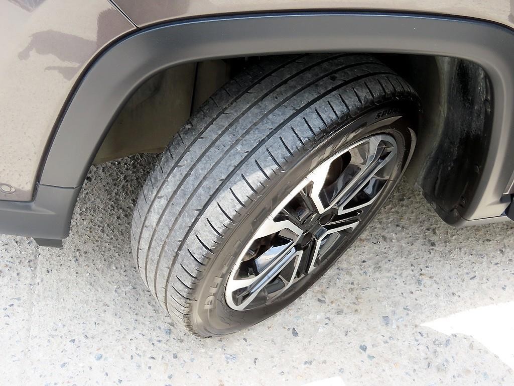 지프 컴패스 컴패스 2세대 2.4 AWD 리미티드 이미지 20
