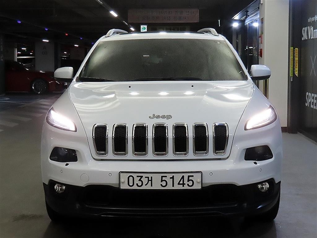 지프 체로키 체로키(KL) 2.0 디젤 론지튜드 AWD 이미지 2