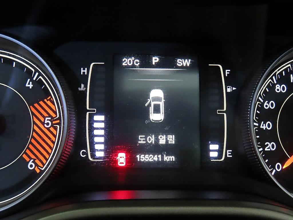 지프 체로키 체로키(KL) 2.0 디젤 론지튜드 AWD 이미지 9