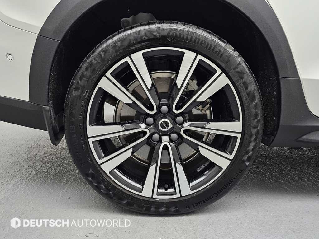 볼보 V60 V60 크로스 컨트리 2세대 2.0 B5 얼티메이트 AWD 이미지 5