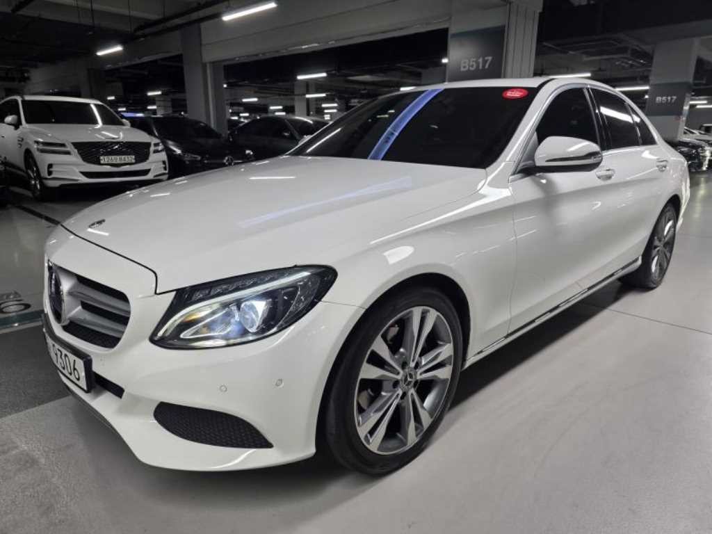 벤츠 C 클래스 C클래스 W205 C200 아방가르드 이미지 2