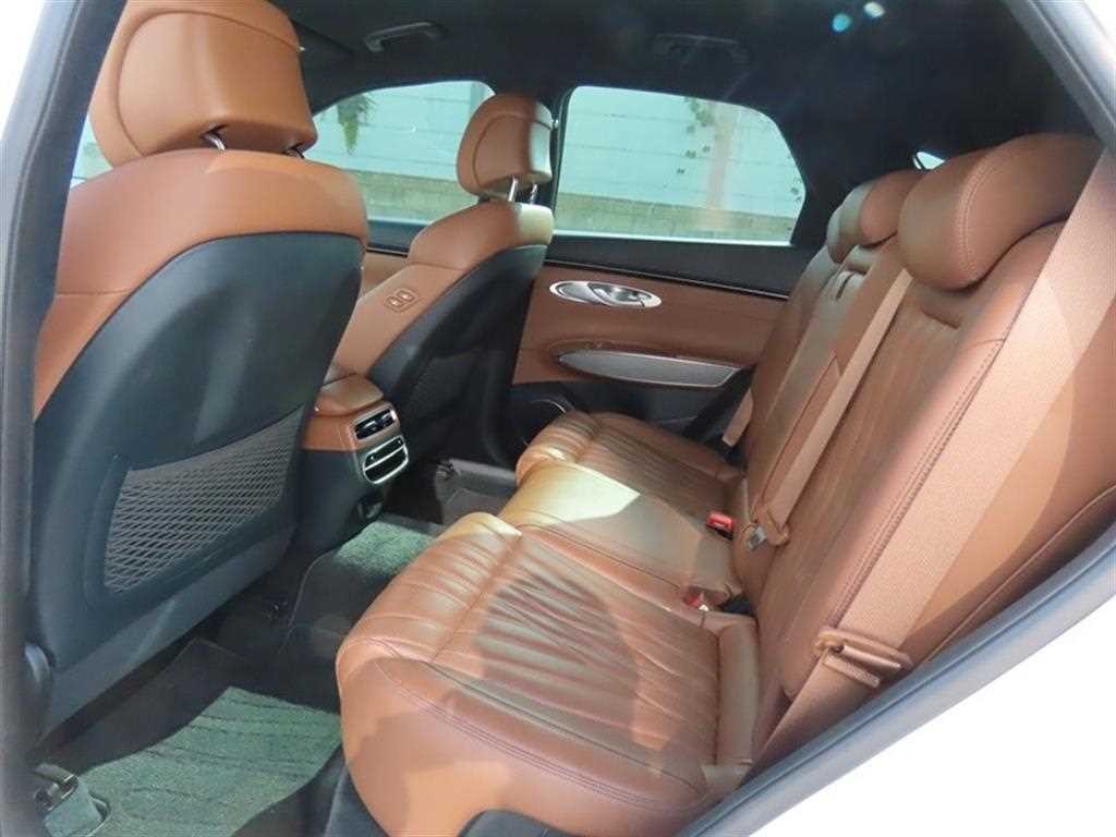 제네시스 GV70 2.2 디젤 2WD 이미지 8