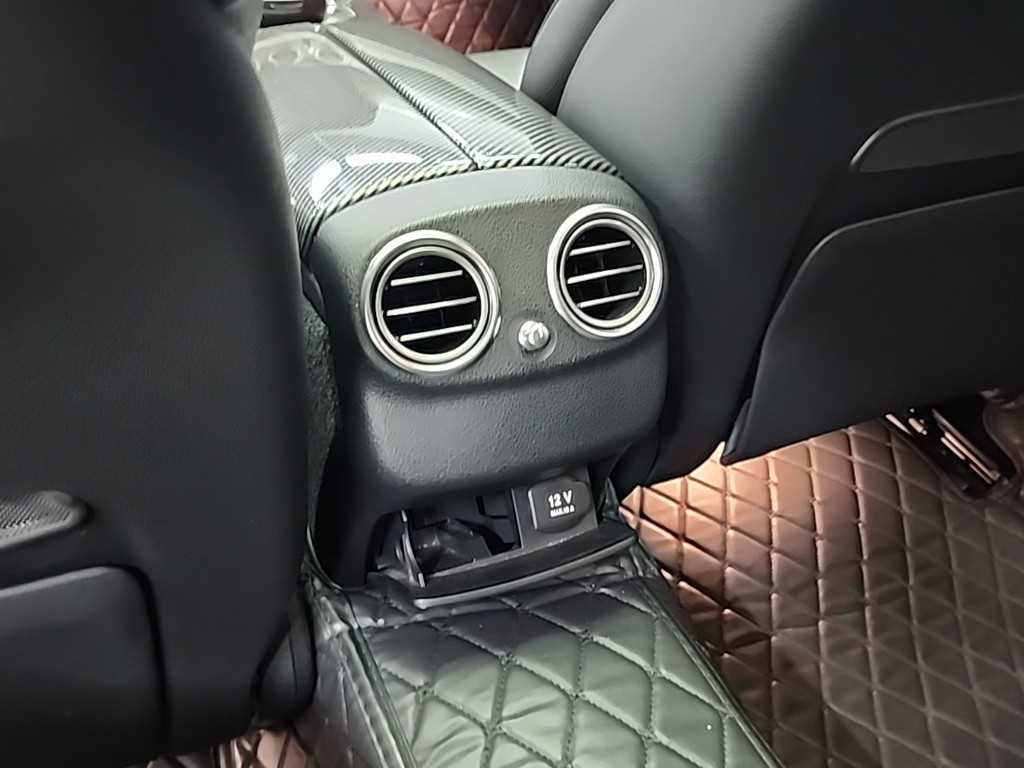 벤츠 E 클래스 E-클래스 W213 E300 4MATIC 아방가르드 이미지 13