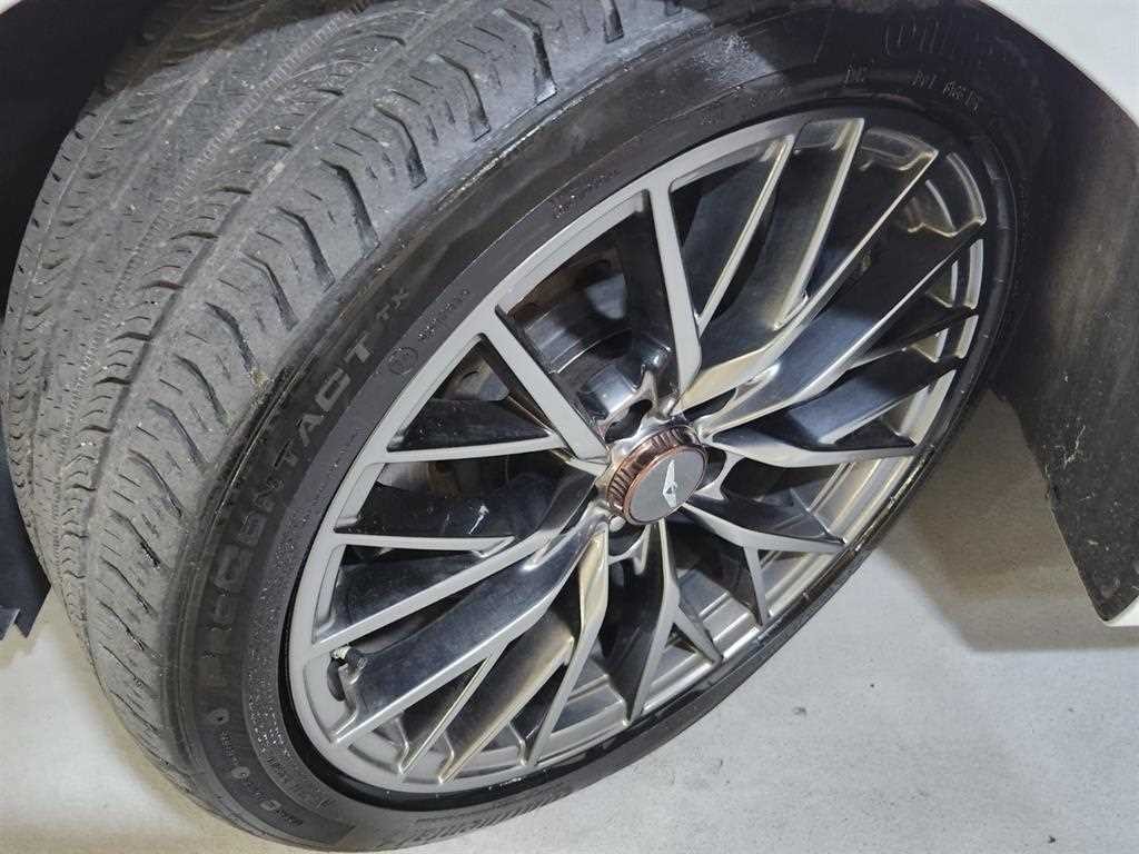 제네시스 G80 3.3 T AWD 스포츠 이미지 19