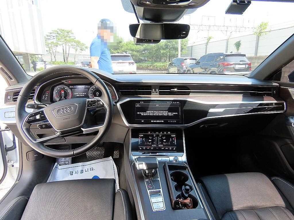 아우디 A7 A7 (4K) 55 TFSI 콰트로 프리미엄 이미지 7
