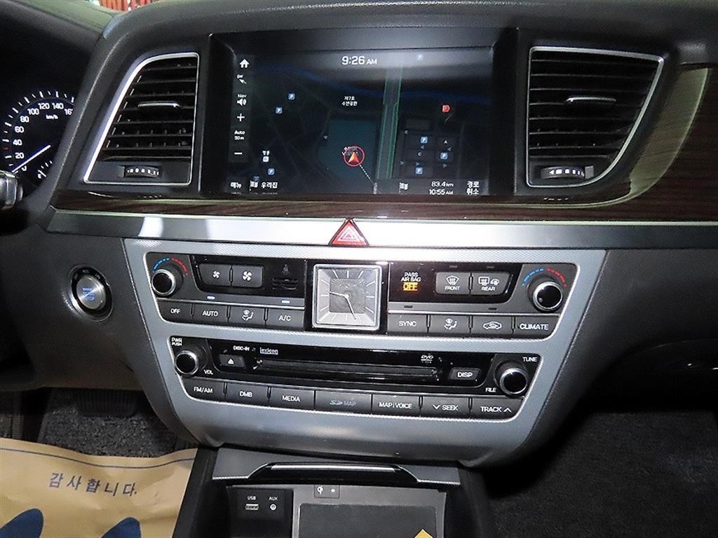 제네시스 G80 3.3 GDI AWD 프리미엄 럭셔리 이미지 11