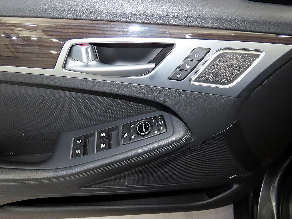 제네시스 G80 3.3 GDI AWD 프리미엄 럭셔리 이미지 13