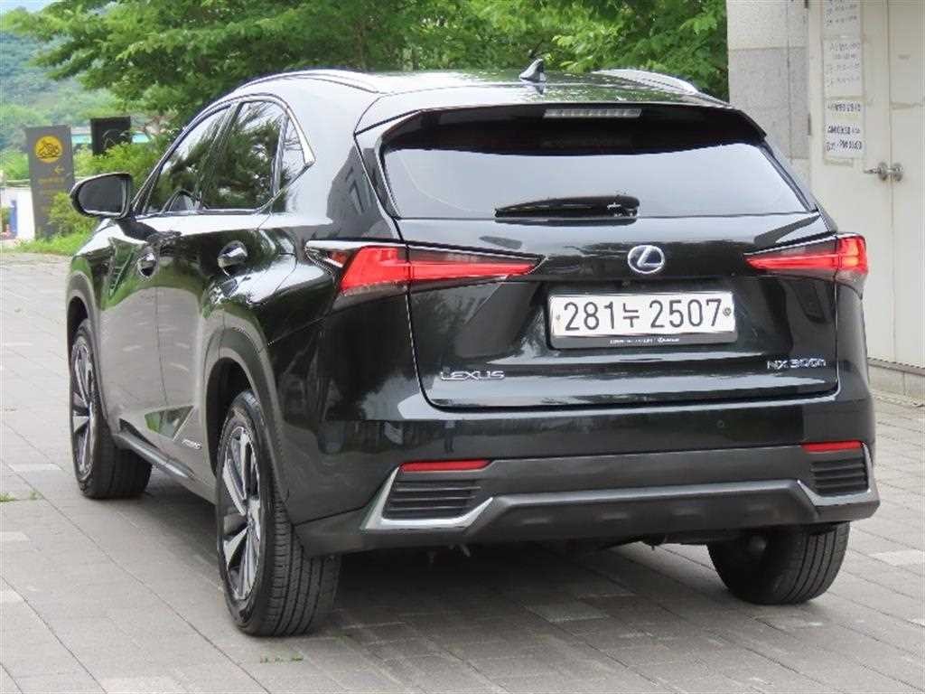 렉서스 NX NX 300h 슈프림 이미지 4