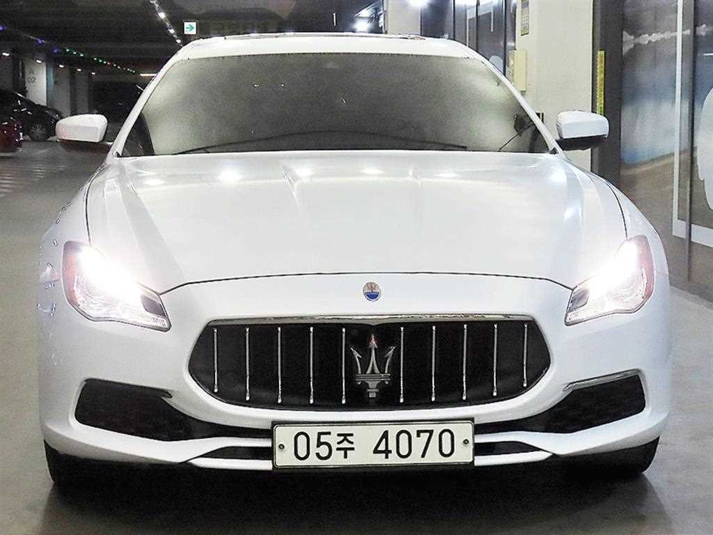마세라티 콰트로포르테 3.0 V6 그란루쏘 이미지 2