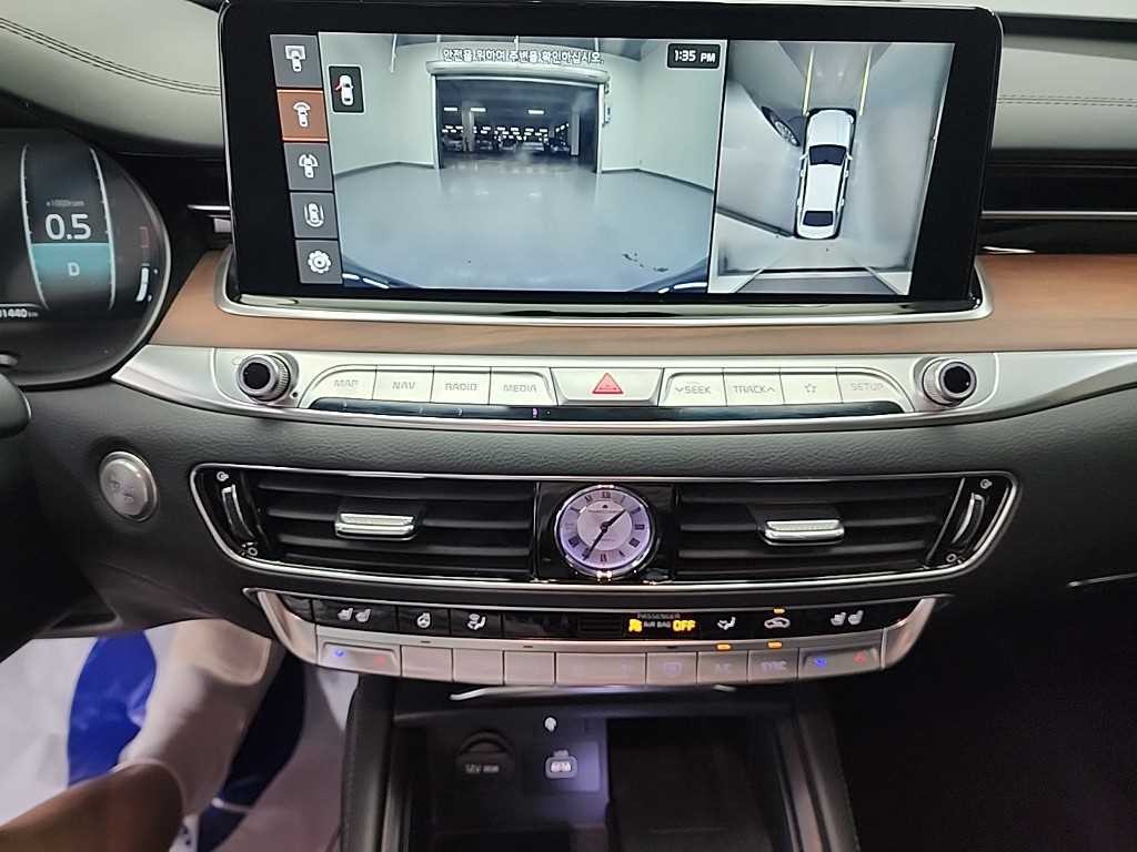 기아 K9 더 K9 3.8 GDI AWD 그랜드 플래티넘 이미지 10