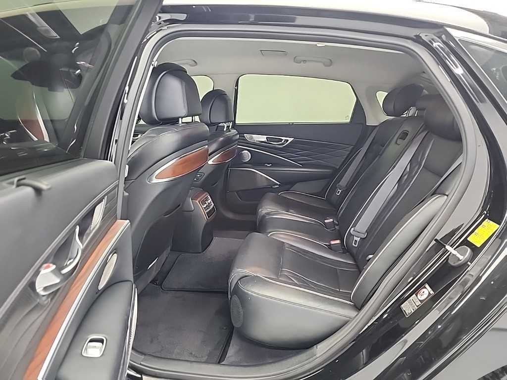 기아 K9 더 K9 3.8 GDI AWD 그랜드 플래티넘 이미지 12