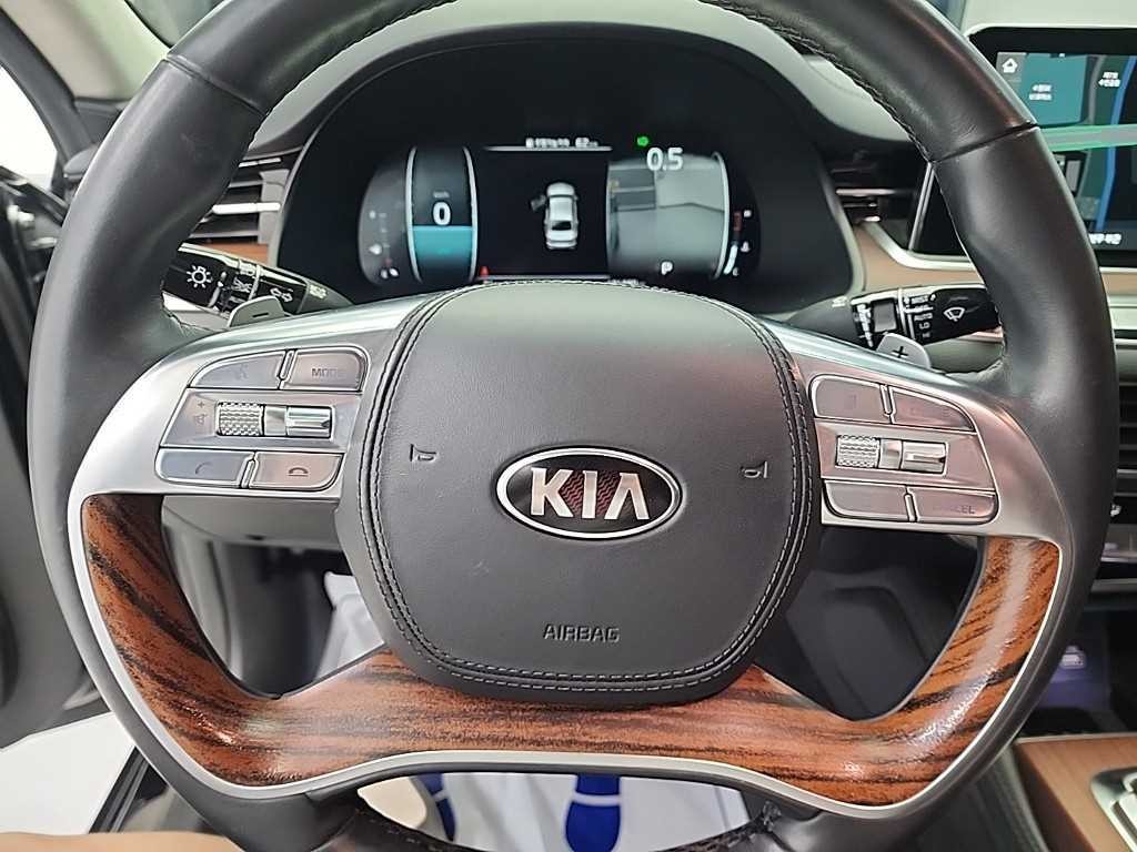 기아 K9 더 K9 3.8 GDI AWD 그랜드 플래티넘 이미지 9