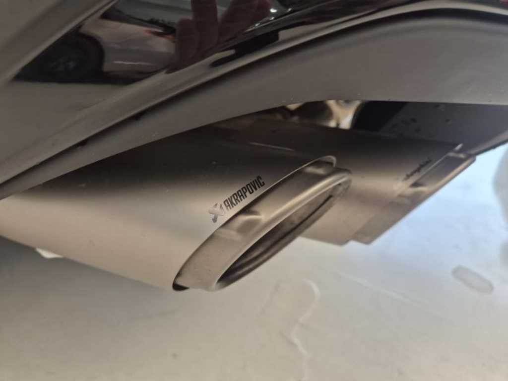 람보르기니 우루스 4.0 V8 SE PHEV 이미지 18