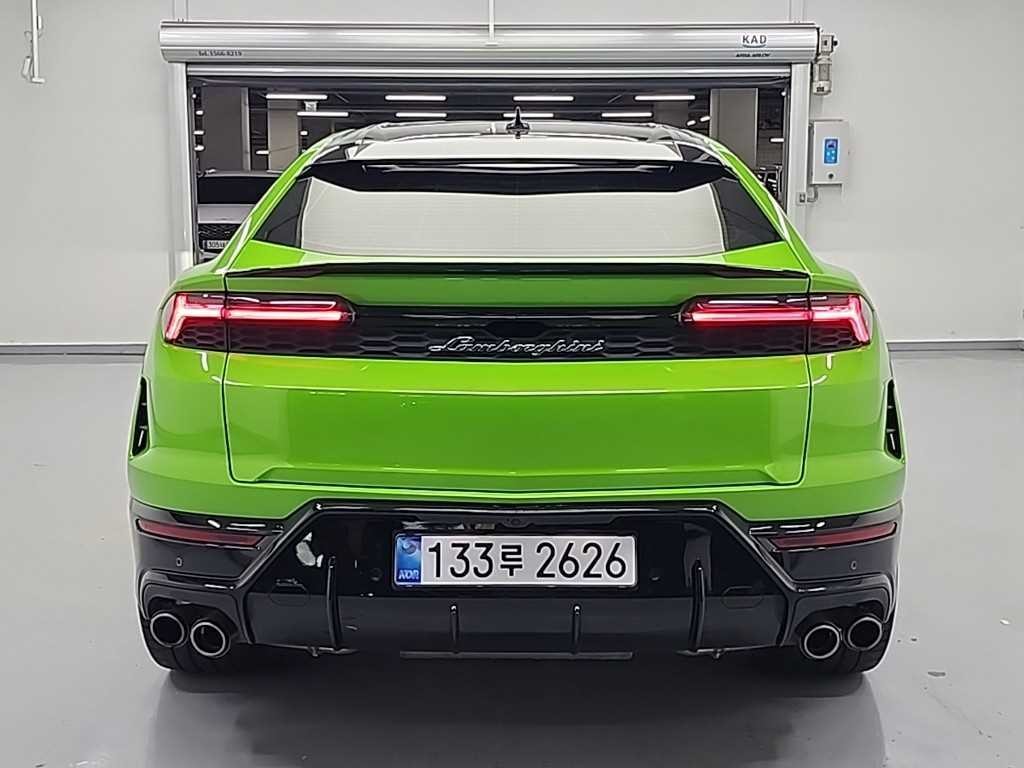 람보르기니 우루스 4.0 V8 SE PHEV 이미지 3