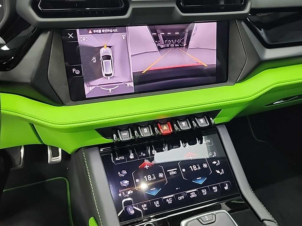 람보르기니 우루스 4.0 V8 SE PHEV 이미지 9