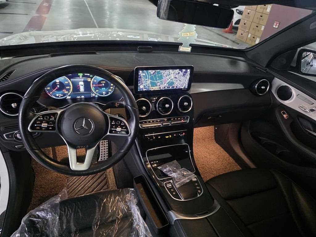 벤츠 GLC 클래스 GLC클래스 X253 GLC 300 e 4MATIC 이미지 11