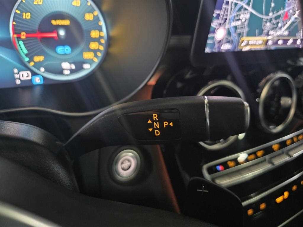 벤츠 GLC 클래스 GLC클래스 X253 GLC 300 e 4MATIC 이미지 16