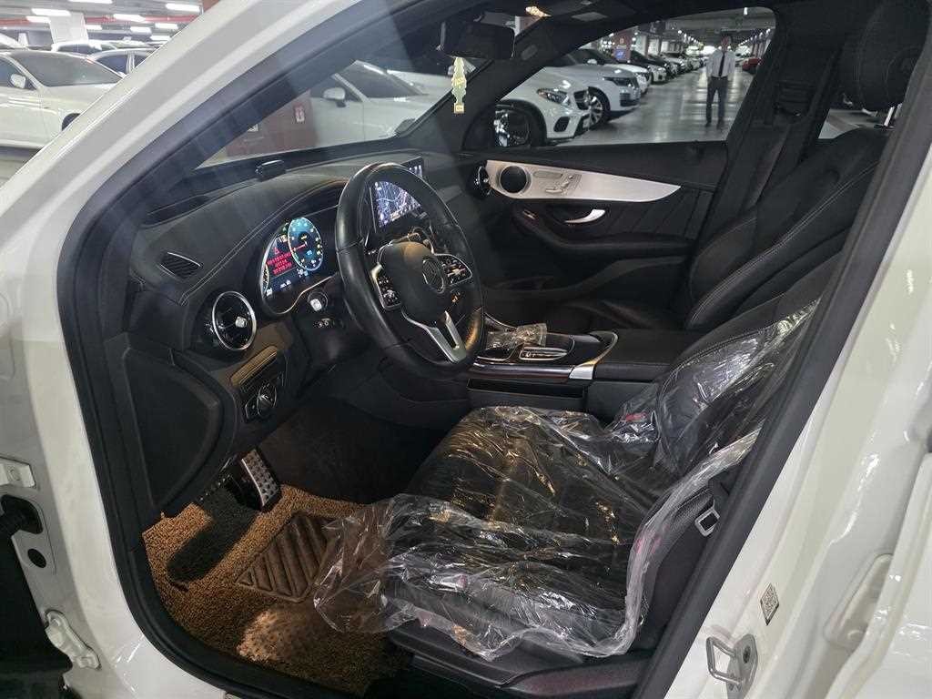 벤츠 GLC 클래스 GLC클래스 X253 GLC 300 e 4MATIC 이미지 9