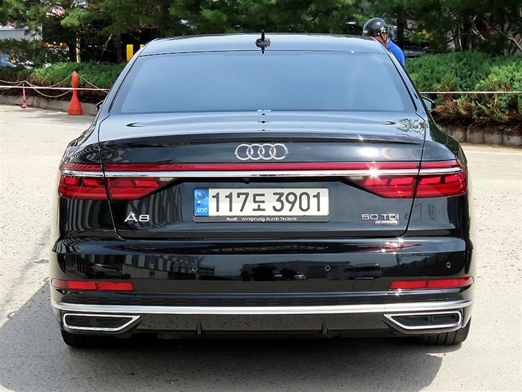 아우디 A8 A8 (D5) 50 TDI 콰트로 이미지 4