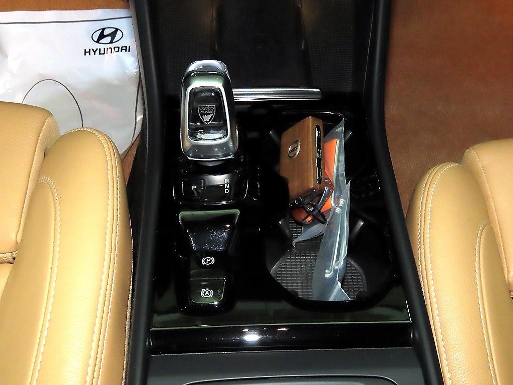 볼보 XC40 B4 AWD 인스크립션 이미지 12