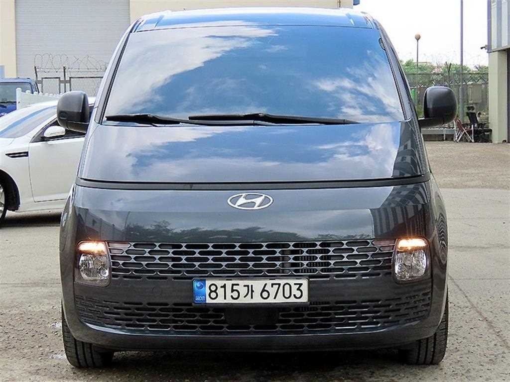 현대 스타리아 2WD 디젤 카고 스마트 3인승 이미지 1