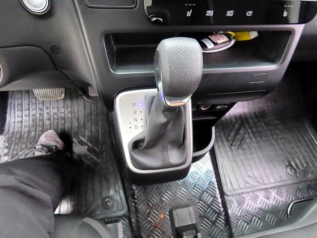 현대 스타리아 2WD 디젤 카고 스마트 3인승 이미지 10
