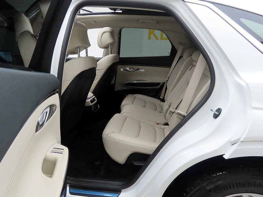 제네시스 GV70 2.2 디젤 AWD 이미지 12