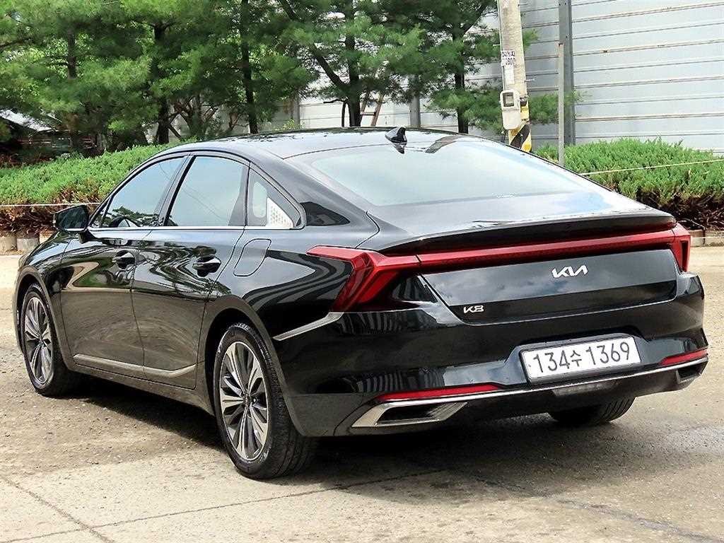 기아 K8 2.5 2WD 시그니처 이미지 3